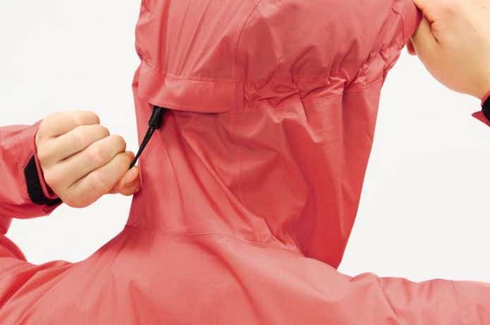 ベンチャージャケットのフードドローコード