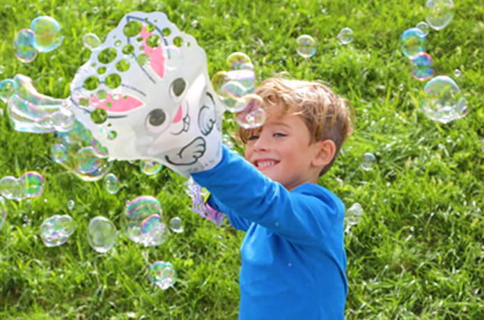 タカラトミーアーツ グローブ ア バブル