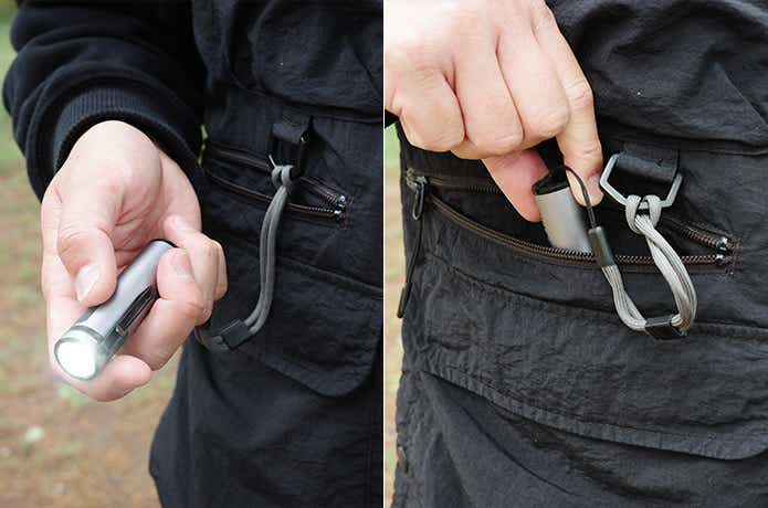 ライトを手に持った状態とポケットに入れた状態