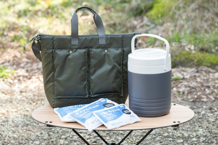 クーラーバッグ、ジャグ、保冷剤