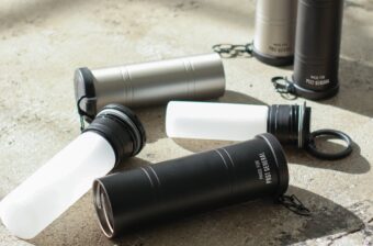 暑さ対策の“いかにも感”を卒業。最長36時間冷えるポストジェネラルの「2WAYボトル」がかなり使いやすそう