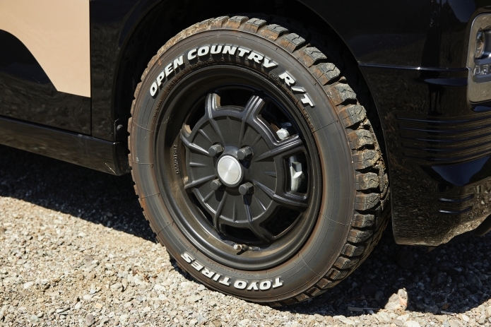 DAMDのカスタムパーツ「DALI」を装備した、三菱の「デリカミニ」