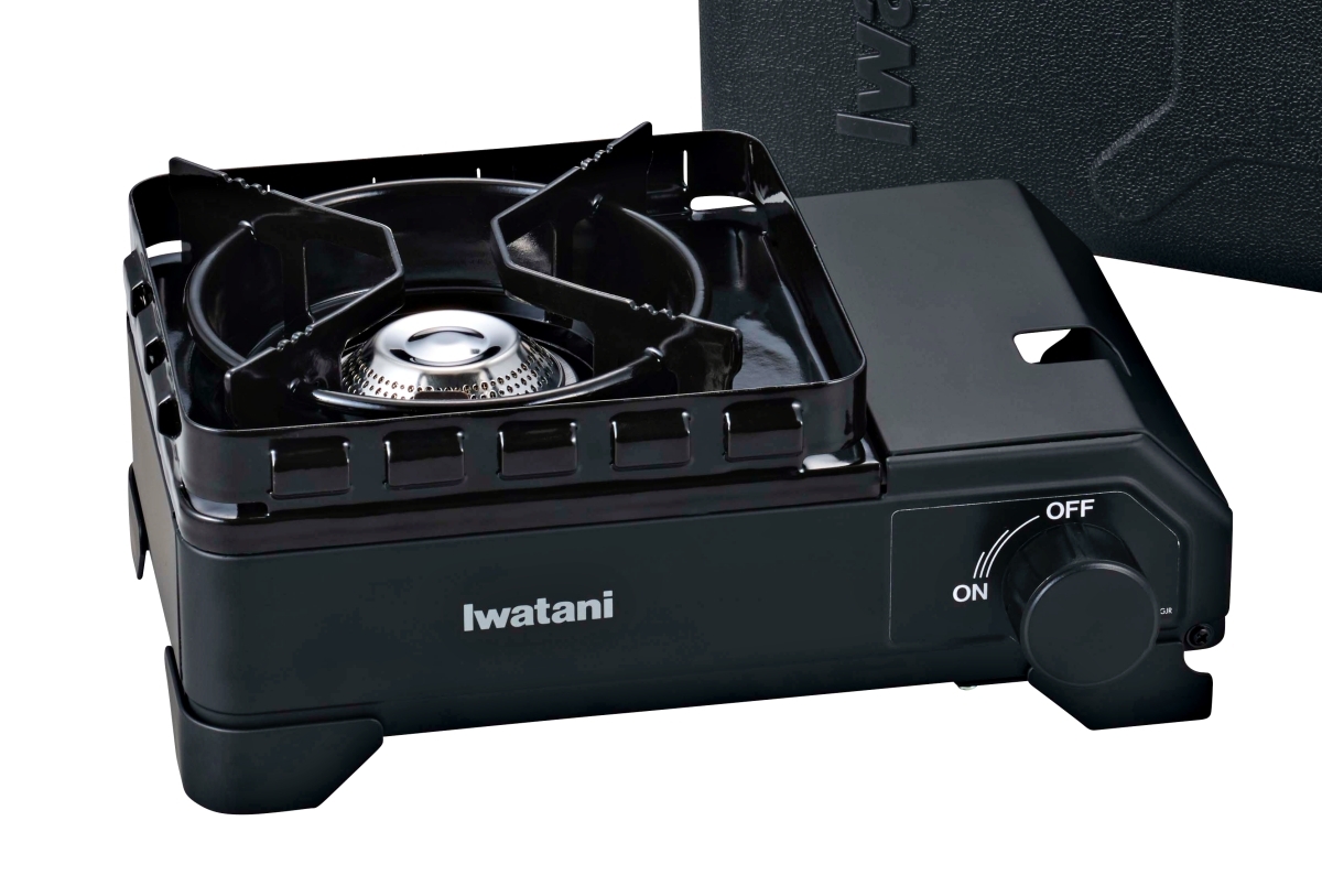 イワタニ「タフまるJr.」新作が登場！“機能アップデート”とつや消しマットで、キャンプ界の新定番になるかも