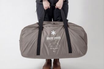 「大きいテントはめんどい」→「コレなら楽」設営がシンプルなスノーピークの“拠点”にブラックモデル追加