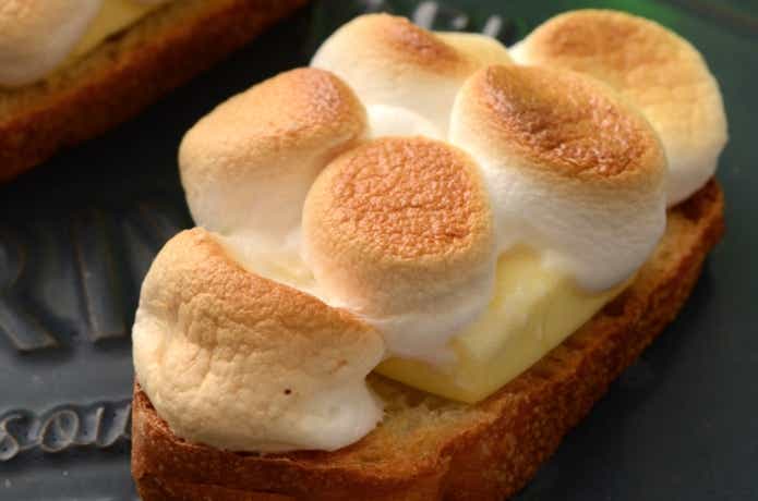 甘じょっぱさがたまらないマシュマロチーズトースト