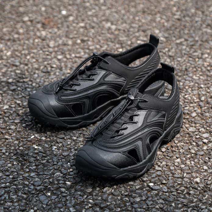 リーボック「スニーカーサンダル ハイフリッパー」