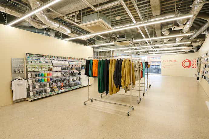 ファミマ　コンビニエンスウェア　ファミリーマート