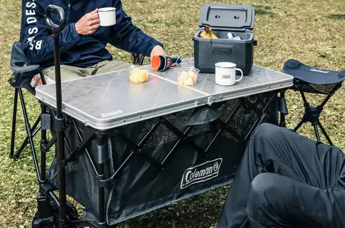 コールマンのテイク6とスツール360とアウトドアワゴンNXメッシュ(ジェットブラック)