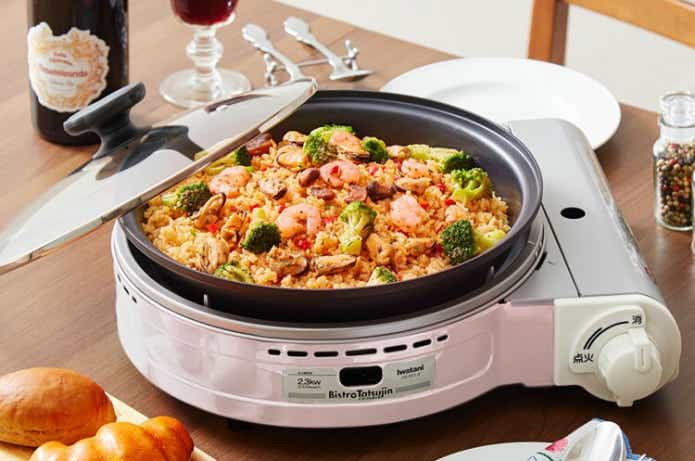 ビストロの達人Jr.で料理をしている様子