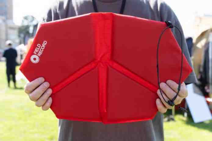 フィールドレコード FR-FHM-B folding hip mat