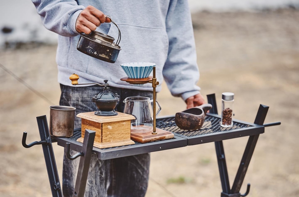 コーナンの名品からダイソーまで。サイトが垢抜けるキャンプラックおすすめ19選