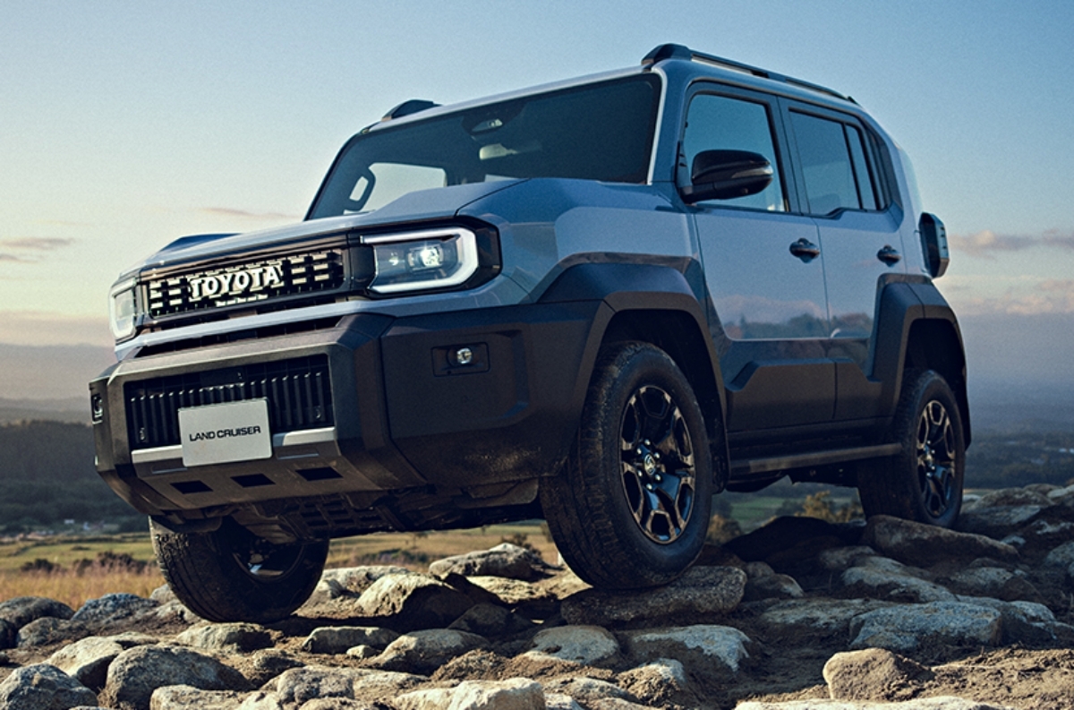 新型「ランドクルーザー“FJ”」ついに発売！“デカすぎない”から普段もキャンプもかなり良さそう
