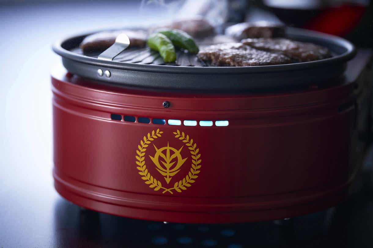 イワタニ 「カセットガス スモークレス焼肉グリル「やきまる」シャア専用ザクⅡモデル」