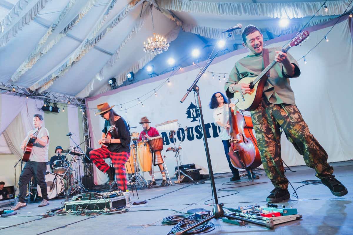New Acoustic Camp（ニュー・アコースティック・キャンプ）