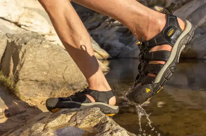 メンズ ニューポート H2(KEEN)