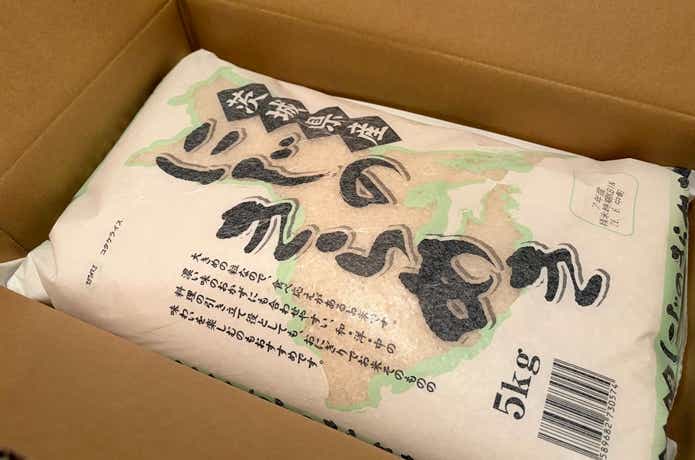 段ボールに入ったお米