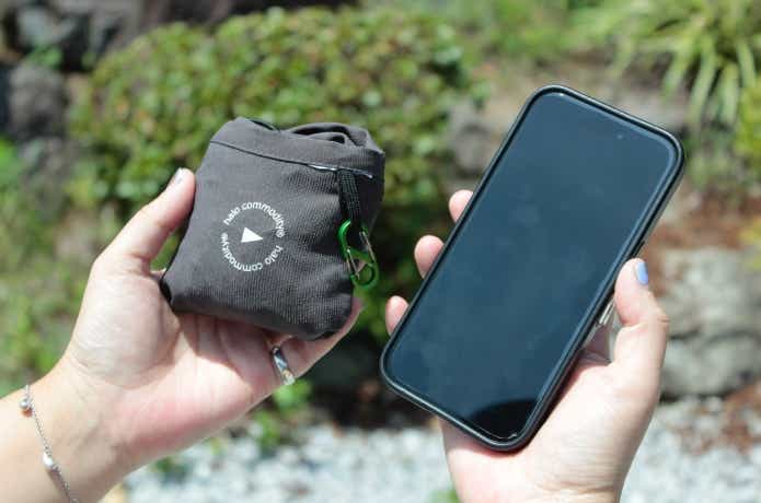 クレストシェード収納状態をスマホと比較