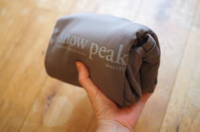 snow peak Peak Shade　折りたたんだ様子