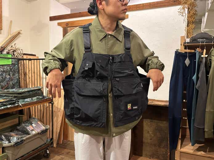 エルネスト　「CREATOR UTILITY VEST PRO」