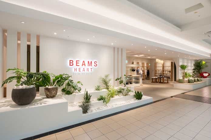 「古着感がいい」BEAMS HEART（ビームス ハート）×『ストレンジャー・シングス』10周年コラボ、10月23日発売！