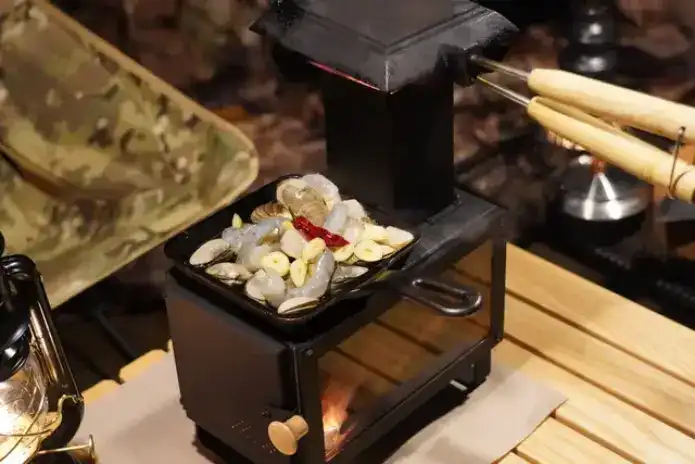 ミニ薪ストーブで料理