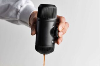 【全自動モデルも】外でカフェラテまで楽しめる“ポータブルエスプレッソマシン”5選