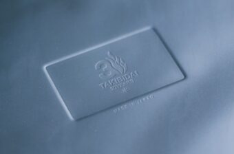 名作「焚火台」が、ぐっと渋くなった。スノーピークから30周年の“限定モデル”が登場
